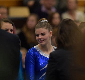 Onze nationale topper tachina peeters (gymplus) was afgelopen weekend present in valladolid om daar de laatste wereldbekerwedstrijd van het seizoen af te. EK Trampoline en Tumbling: Tachina trekt met ambitie naar ...