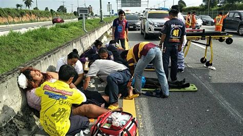 インディゴになりたい。 広告ありがとうございます。 変質者の霊でしょ かお www 急に怖いなぁw. パタヤ)ピックアップが高速で事故、荷台から転落し8人負傷