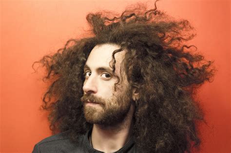 Una produzione borotalco.tv scritto da morris bragazzi e fabrizio contediretto da fabrizio contedop: Gio Evan, il poeta dei millennials - Style