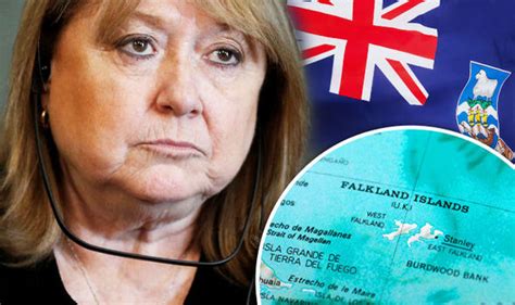 falkland islands dispute argentina foreign minister in uk to discuss future of territory