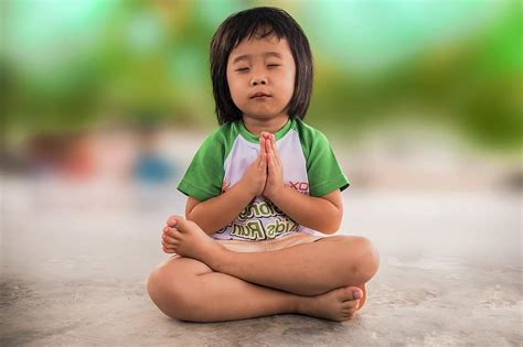 Little Girl Praying People Wishing Pray Religious Wish Worship