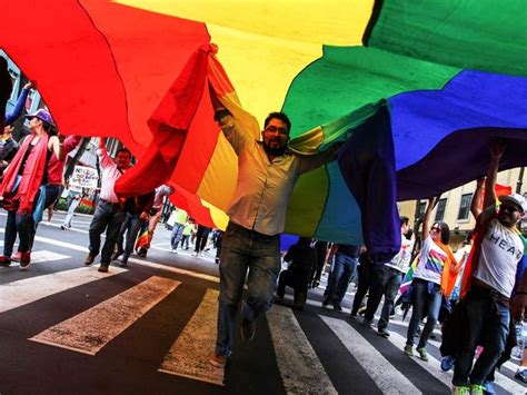celebra cdmx edición número 40 de la marcha del orgullo gay actitudfem