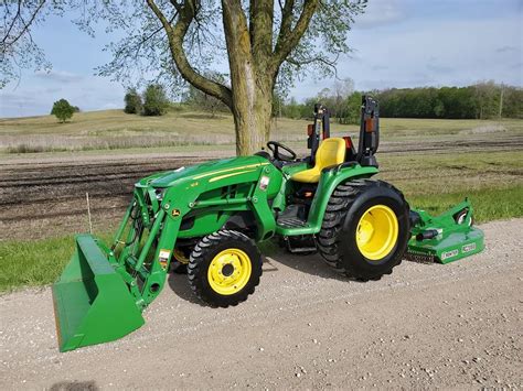 John Deere E Compact Utility Tractor Loader And Free Nude