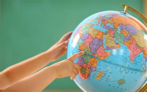 Picture Earth Globe Hands Geography 3840x2400