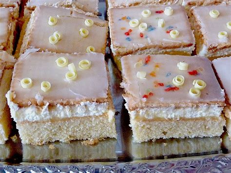 Von herzhaften torten, saftigen kuchen und leckeren keksen. Zitronen - Keks - Kuchen von angelika2603 | Chefkoch.de