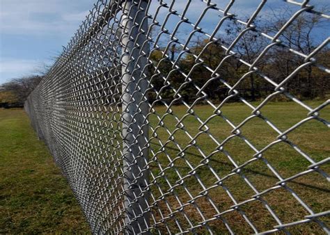 Iron Galvanized Chain Link Fencing Mesh Size 25 X 25 Mm At Rs 250sq