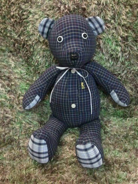 Let your imagination run wild and turn any image or design into a graph graph paper patterns are also useful for making other crafts such as tile mosaics. How to Make Memory Teddy Bears from Clothing: 5+ DIYs ...