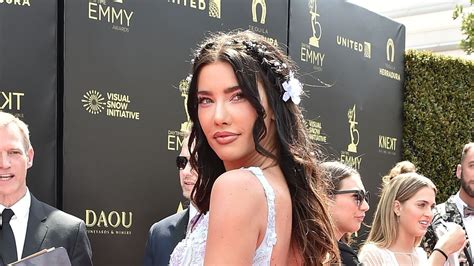 The Bold And The Beautiful Star Jacqueline Macinnes Wood Is Pregnant