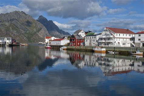Henningsvær is a fishing village in vågan municipality in nordland county, norway. Henningsvær Harbour | Henningsvær is a fishing village ...
