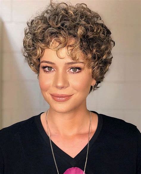 55 Popular Short Curly Hair Ideas In 2020 With Images Short Curly