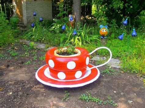 If you still haven't made it, use a large tractor or car tire to make it, paint it using durable and nontoxic best quality outdoor spray paint. Teacup Tyre Planters - Guides, Inspiring ideas