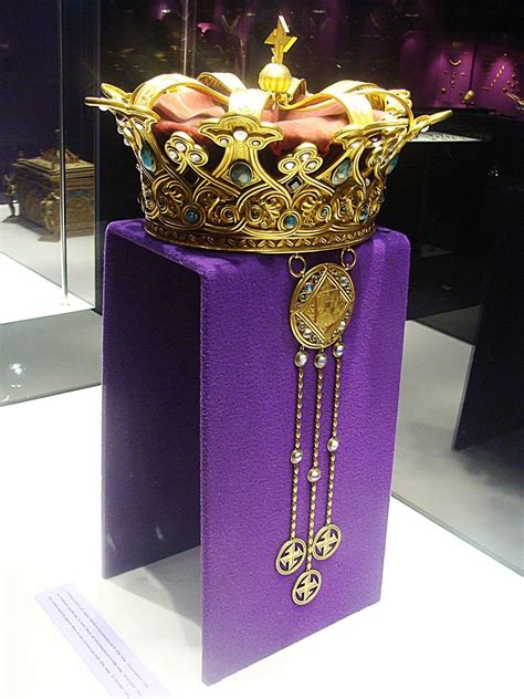 Pin by Alexandr Mironchenko on Old România | Royal jewels, Royal crown jewels, Crown jewels