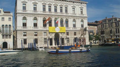 Palazzo Grassi Venice Book Tickets And Tours Getyourguide