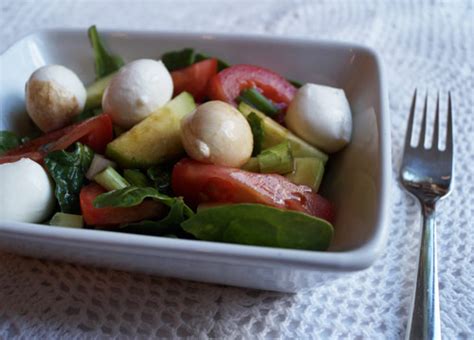 Tomato Bocconcini Salad Recipe