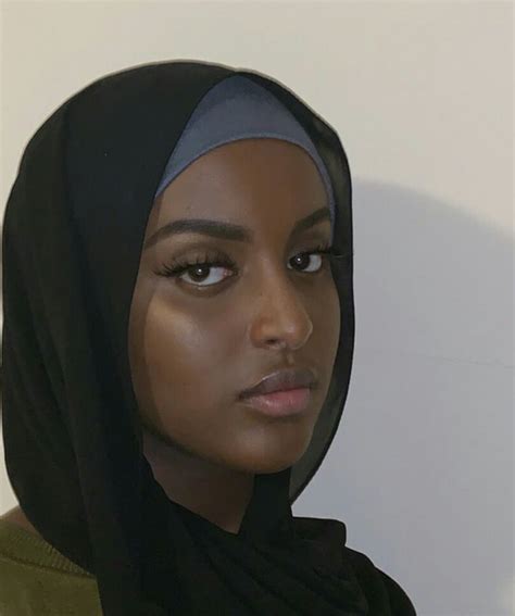 Pin By Amelie La Mort On Head Wear Covering Black Women Beautiful