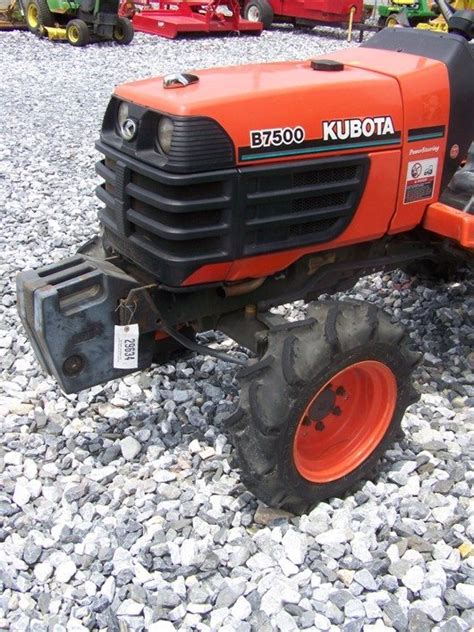 1135 Kubota B7500 4x4 Compact Tractor Hydro Lot 1135