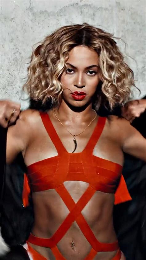 Beyoncé Rocks A Red Leather Trench On Music Video Set—see The Pic Artofit
