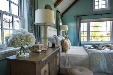 Discover bedroom ideas and design inspiration from a variety of bedrooms, including color, decor and theme options. HGTV Dream Home 2015: Master Bedroom | HGTV Dream Home ...