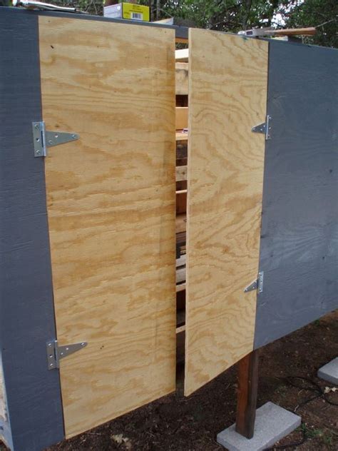 Making a diy automatic chicken coop door, especially if you work, makes taking care of your hens so much easier. DIY Pallet Chicken Coop | The Owner-Builder Network