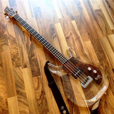 Sold 1970 Dan Armstrong Lucite Bass Ampeg