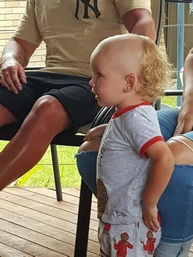 The mullet holds the record for being the single worst haircut of all time. little boy with mullet hair / kids mullet / mullet kid ...