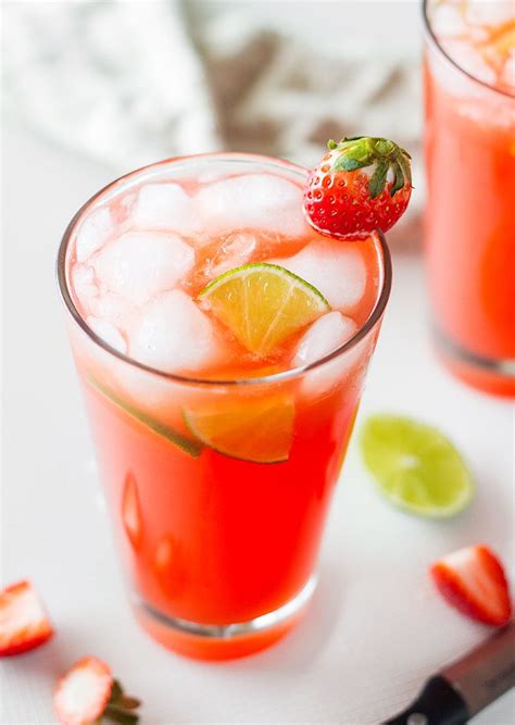 Lime Strawberry Margaritas Recipe — Eatwell101