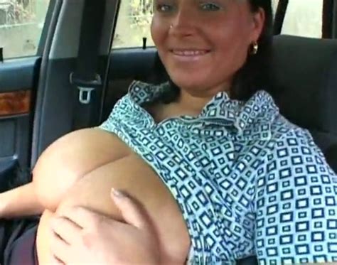 Incredible Hot Busty Mature Babe Gets Seduced In The Car