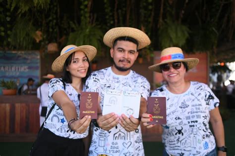 Turistas Deixaram Receita Recorde De R Milh Es No Festival De