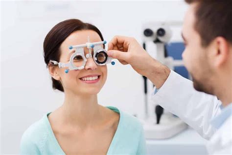 What To Expect During An Eye Exam Viral Rang Optician Eye Exam Eye Doctor