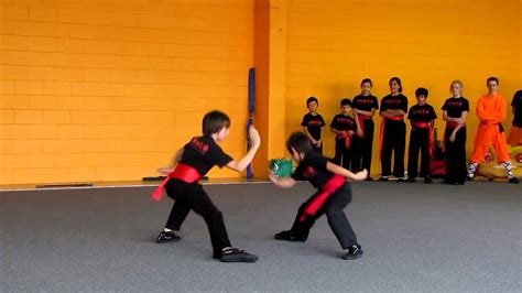He can be seen in the clip throwing darting around in perfect form. Shaolin Kung Fu Kids Form SKFG - YouTube