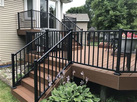 New Trex deck in color Saddle with Westbury black aluminum railing in 2020 (With images) | Trex ...