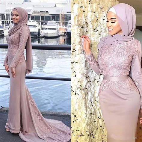 2019 Dusty Pink Muslim Women Evening Dress Long Sleeve Lace Applique Hijab High Neck Mermaid