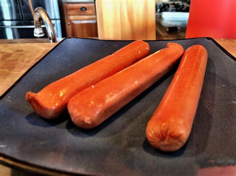 10 Really Amazing Facts About Hot Dogs