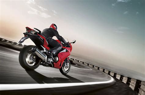 2014 Honda Interceptor Vfr800f Review