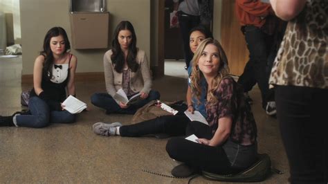 1 18 the badass seed pll118 0034 pretty little liars screencaps