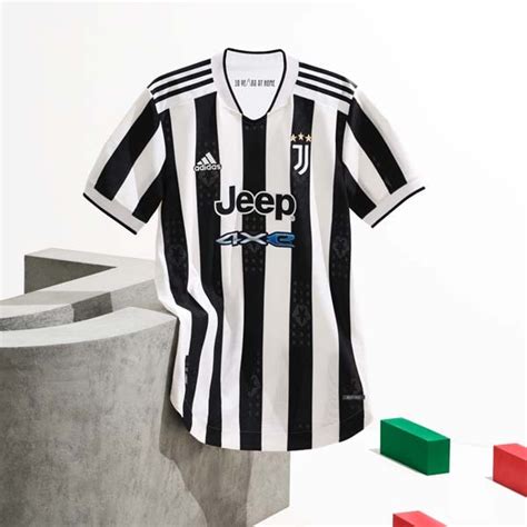 Juventus Away Shirt Nike Football Shirt Soccerbible