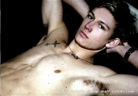 Alex Pettyfer Gay Nude Image 54286