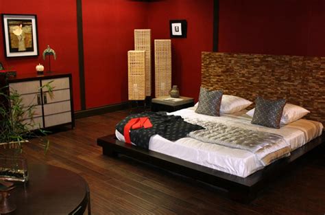 Zen bamboo coffee table w/ four stools. A Touch of Bamboo in 20 Bedrooms | Home Design Lover