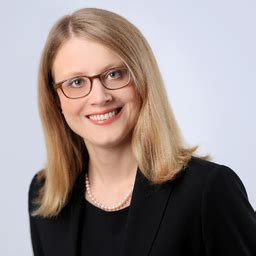 Möchten sie eine beschreibung für diesen eintrag ergänzen? Sandra Bührke-Olbrich - Direktorin Stiftungsmanagement ...