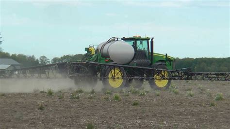 Spraying Corn Deere 4930 Youtube