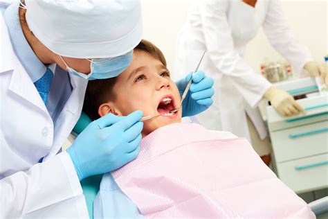 Parents Must Make Sure Their Children Visit A Dentist By The Age Of