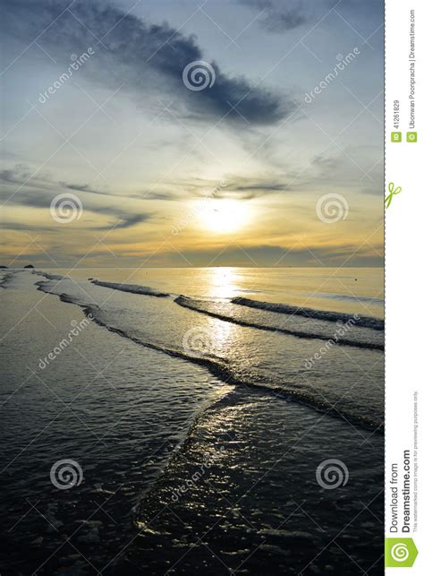 Early Morning Sunrise On The Beach Stock Image Image Of Early Relax