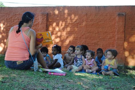 prefeitura de florianópolis abre seleção emergencial para professor substituto