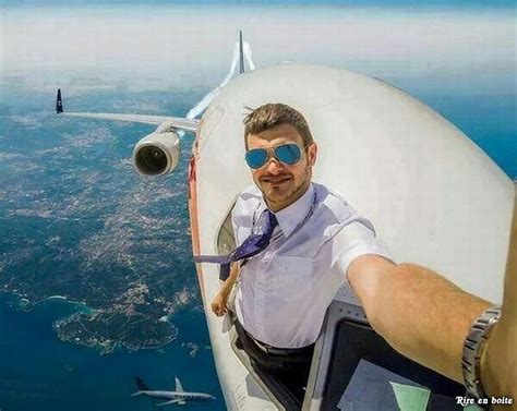 11 Most Dangerous Selfies Taken On Land Air Water And In Space Asviral