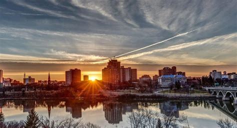 Saskatoon Webcam View Of A Bridge In Downtown 247