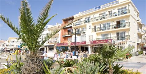 Todos nuestros apartamentos están a menos de 200 metros de la playa de la carihuela. Hotel Pedro Carihuela | Hotel in Carihuela