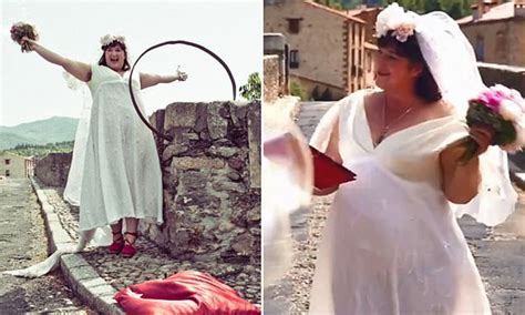 Australian Woman Who Married A Bridge Relives Her Fairytale Wedding Day