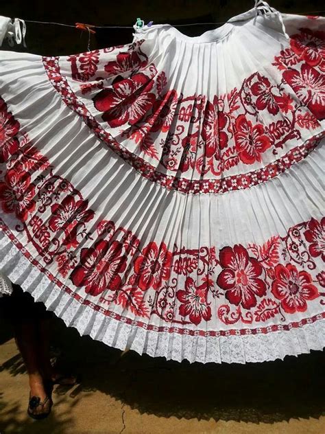 Faldon De Pollera Marcada En Punto De Cruz Traditional Dresses