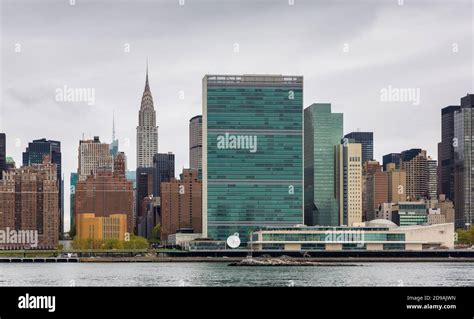Manhattan New York City Panoramic View Of Midtown Skyline And The