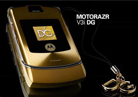 Dolce Gabbana And Motorola Create Another Gold Razr V I Together